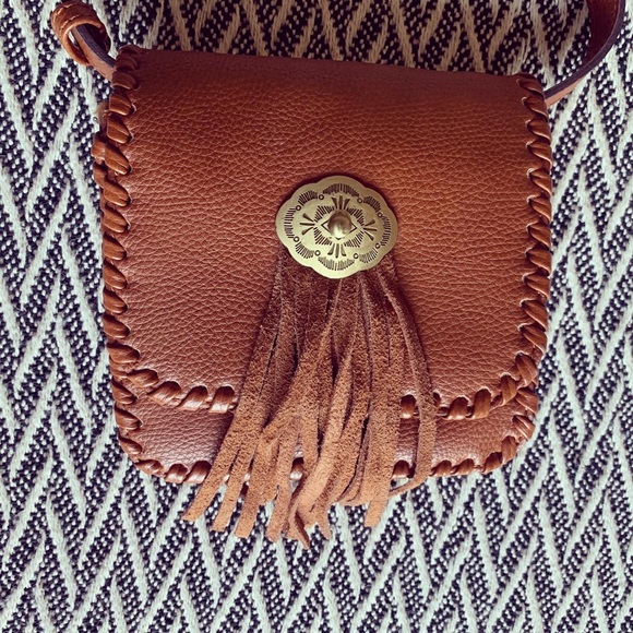 SOLD Brown Fringe Crossbody Bag - Picture 4 of 4